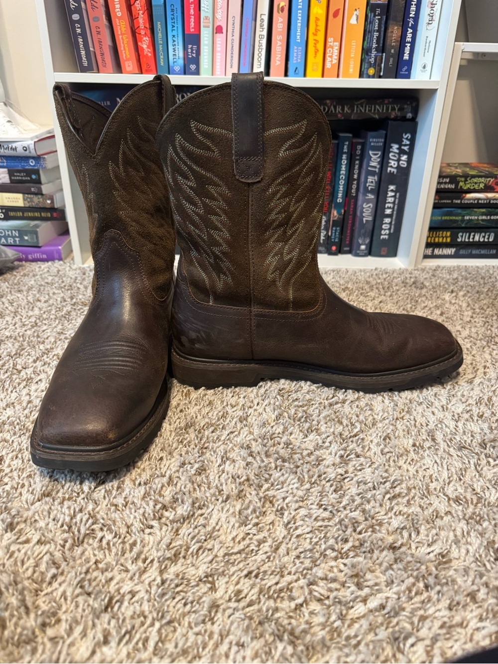 Ariat Brown Leather Cowboy Boots with Embroidered Shaft